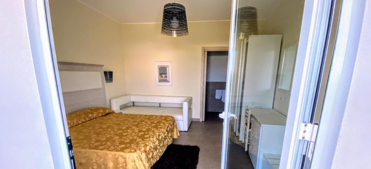 Hotel Sole Lampedusa Esterno foto