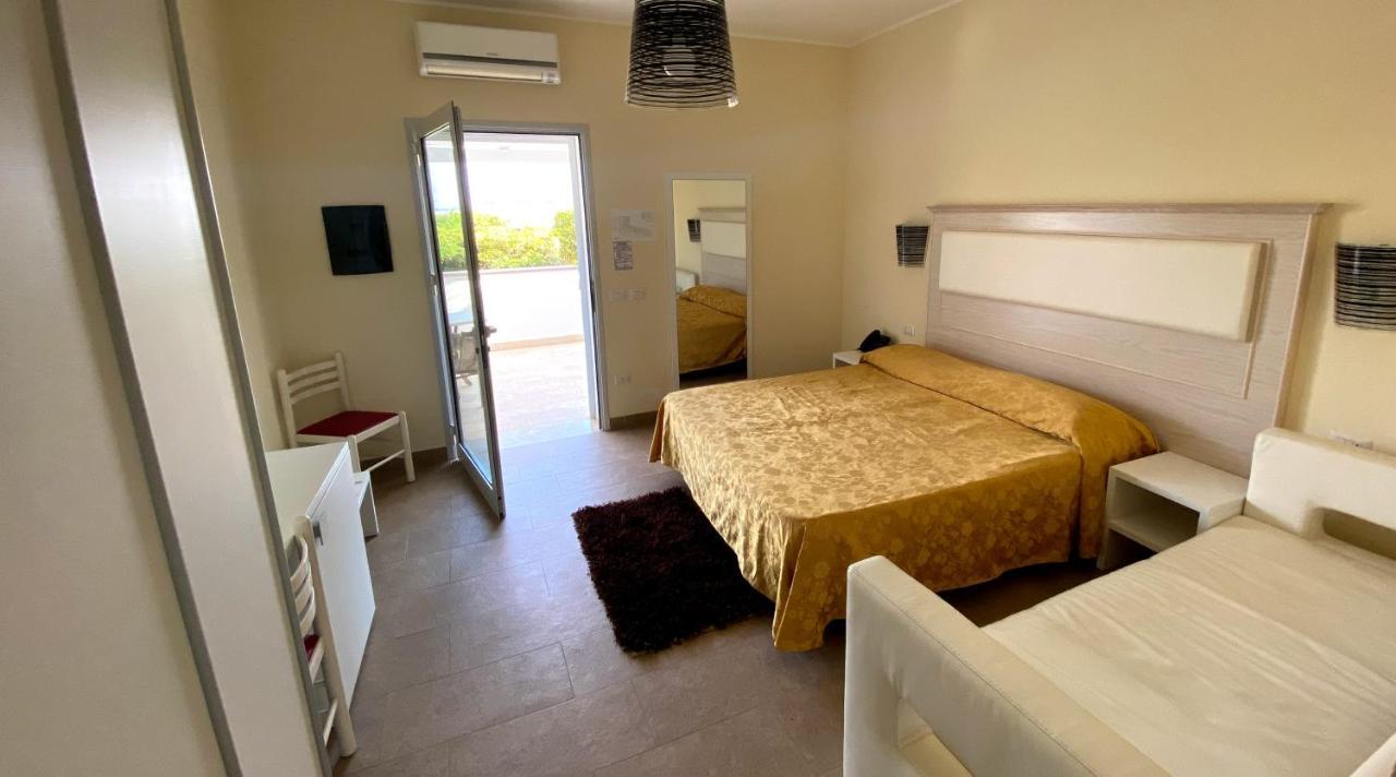 Hotel Sole Lampedusa Esterno foto